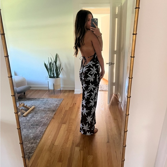 Reformation Selia Linen Dress - Picture 3 of 9